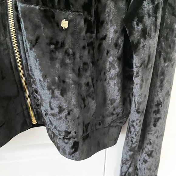 Fabletics black crushed velour zip-up jacket - Picture 7 of 9